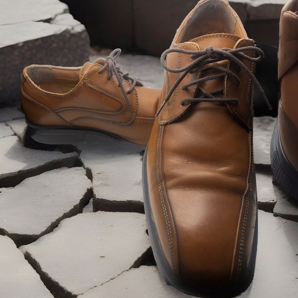 G.H. Bass Men's Brown Leather Dress Shoes Lace up Oxfords